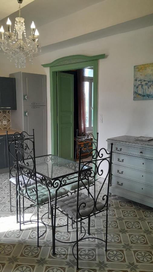 Appartement Authentique Au Bord Du Fleuve Herault Агд Екстер'єр фото
